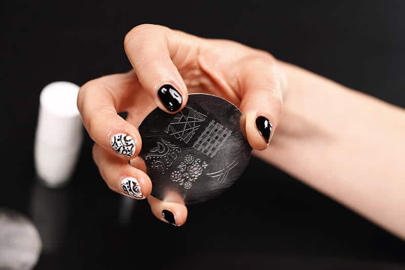 Plaques de stamping pour nail art - wide 9