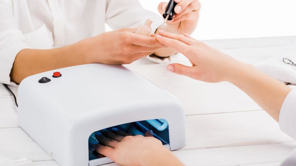 Machine Pour Secher Le Vernis Normal Quel appareil pour sécher un vernis à ongles classique
